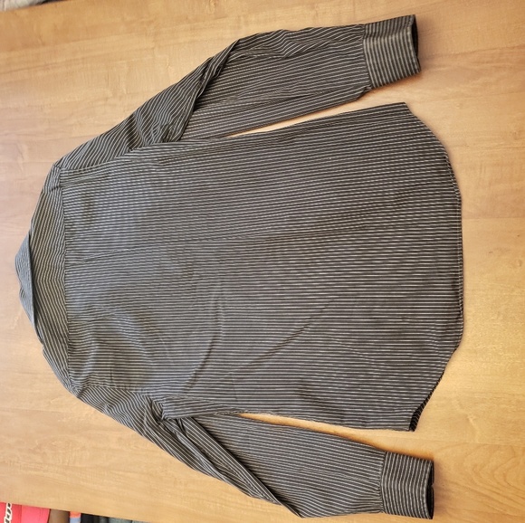 Express button down - Picture 2 of 2